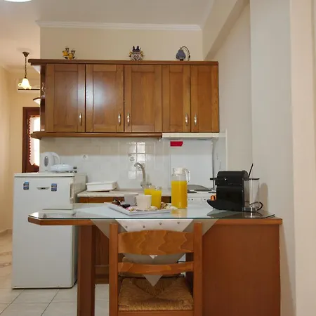 Apartament Alexandra Kalamakia
