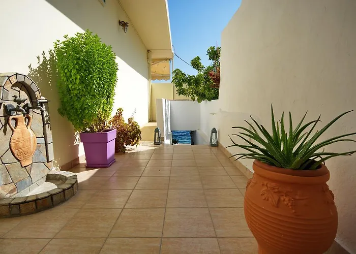 Apartment Alexandra Kalamakia