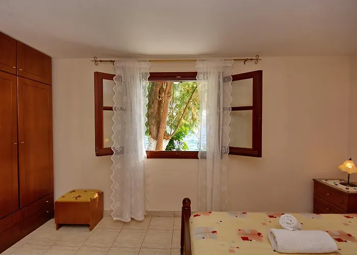 Apartment Alexandra Kalamakia